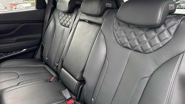 Hyundai SANTA FE 1.6 TGDi Plug-in Hybrid Premium 5dr 4WD Auto Estate