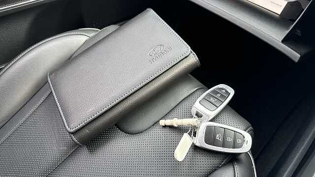 Hyundai SANTA FE 1.6 TGDi Plug-in Hybrid Premium 5dr 4WD Auto Estate