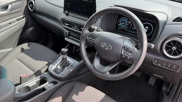 Hyundai KONA 1.6 GDi Hybrid Premium 5dr DCT Hybrid Hatchback Grey