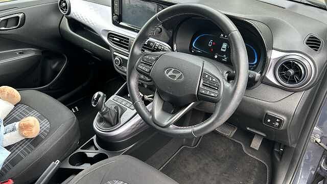 Hyundai I10 1.2 MPi Premium 5dr Auto Petrol Hatchback Grey