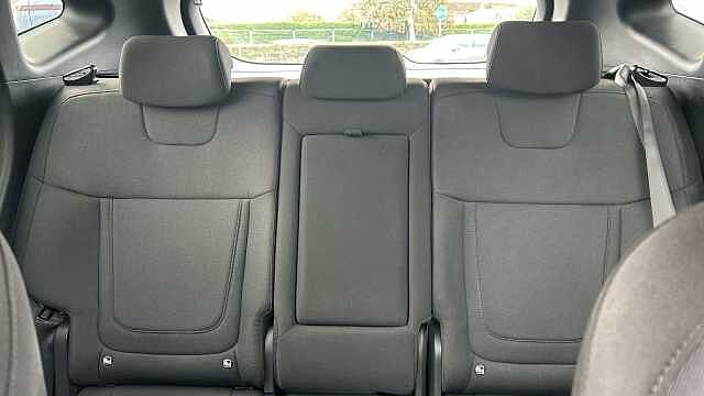 Hyundai TUCSON 1.6 TGDi 48V MHD SE Connect 5dr 2WD DCT Petrol Estate White