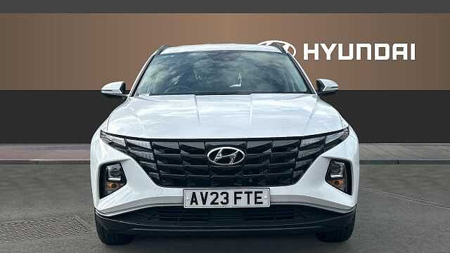 Hyundai TUCSON 1.6 TGDi 48V MHD SE Connect 5dr 2WD DCT Petrol Estate White