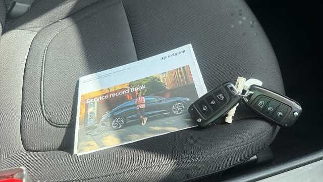 Hyundai TUCSON 1.6 TGDi SE Connect 5dr 2WD Petrol Estate Red