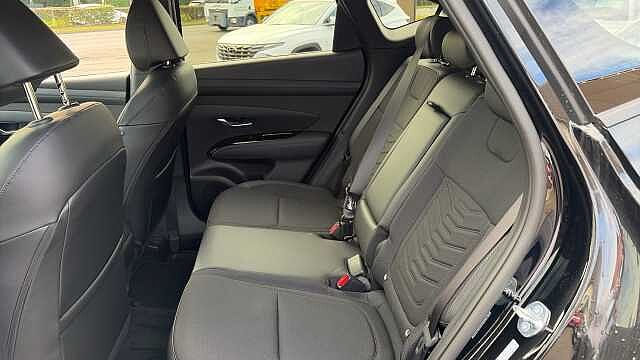 Hyundai TUCSON 1.6T 239 Hybrid Black Line 5dr Auto Hybrid Estate Abyss Black - Pearl