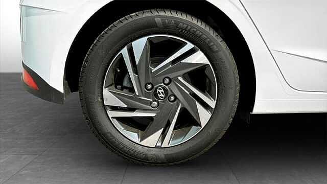 Hyundai I20 1.0 T-GDI MHEV SE CONNECT DCT EURO 6 (S/S) 5DR White