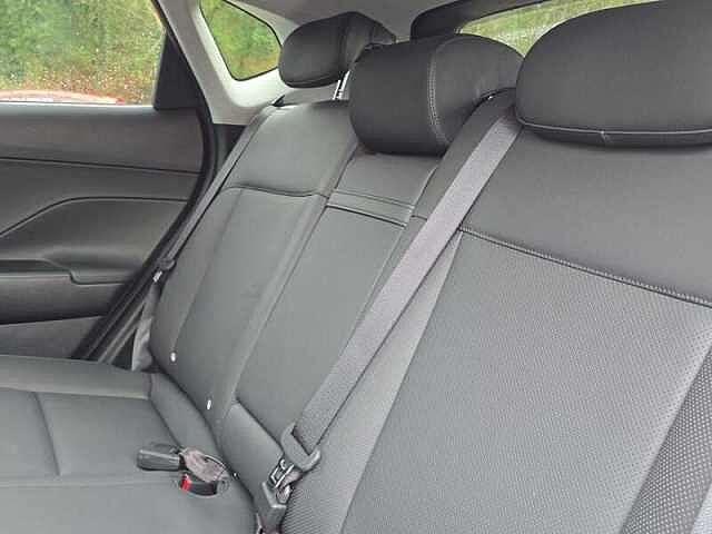 Hyundai KONA 1.6 h-GDi Ultimate SUV 5dr Petrol Hybrid DCT Euro 6 (s/s) (141 ps)