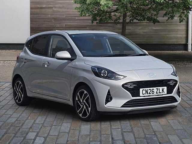 Hyundai i10 1.2 Premium Hatchback 5dr Petrol Auto Euro 6 (s/s) (79 ps)