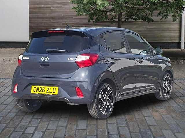 Hyundai i10 1.2 Premium Hatchback 5dr Petrol Auto Euro 6 (s/s) (79 ps)