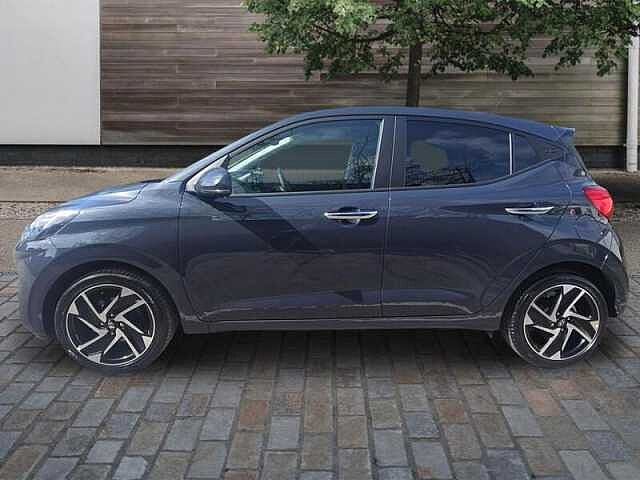 Hyundai i10 1.2 Premium Hatchback 5dr Petrol Auto Euro 6 (s/s) (79 ps)