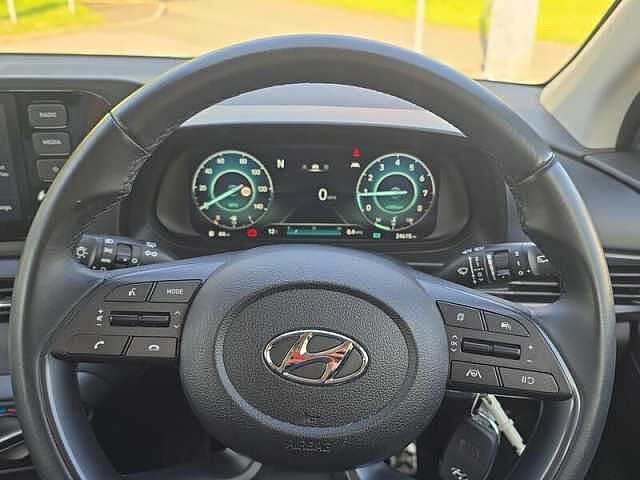 Hyundai BAYON 1.0 T-GDi MHEV SE Connect SUV 5dr Petrol Hybrid Manual Euro 6 (s/s) (100 ps) Black