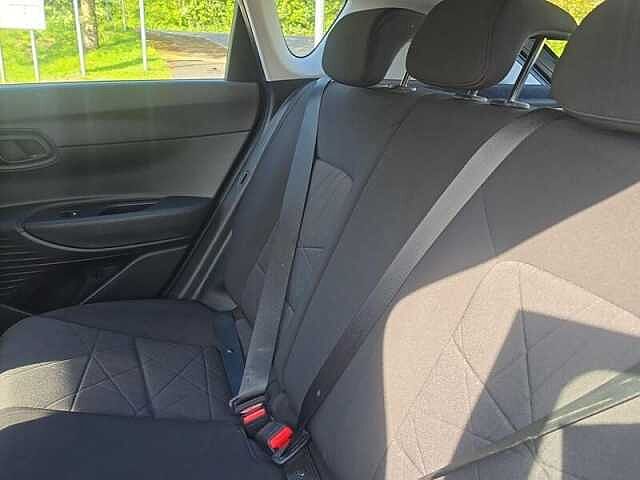 Hyundai BAYON 1.0 T-GDi MHEV SE Connect SUV 5dr Petrol Hybrid Manual Euro 6 (s/s) (100 ps) Black