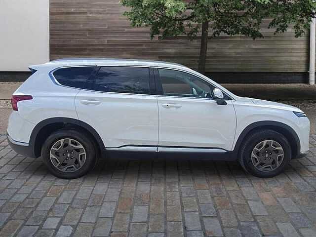 Hyundai SANTA FE 1.6 h T-GDi Premium SUV 5dr Petrol Hybrid Auto Euro 6 (s/s) (230 ps) White