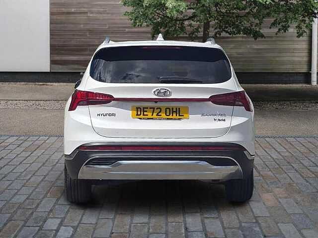 Hyundai SANTA FE 1.6 h T-GDi Premium SUV 5dr Petrol Hybrid Auto Euro 6 (s/s) (230 ps) White