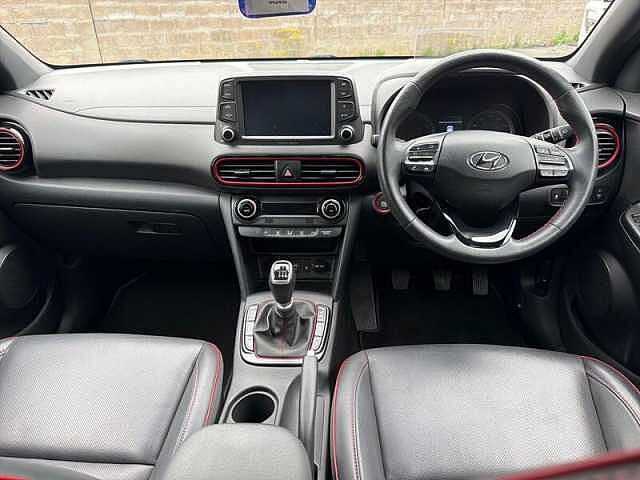 Hyundai KONA 1.0 T-GDi Premium SE SUV 5dr Petrol Manual Euro 6 (s/s) (120 ps) Red