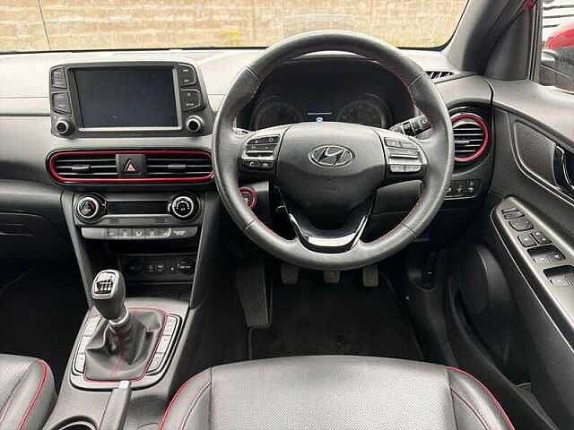 Hyundai KONA 1.0 T-GDi Premium SE SUV 5dr Petrol Manual Euro 6 (s/s) (120 ps) Red