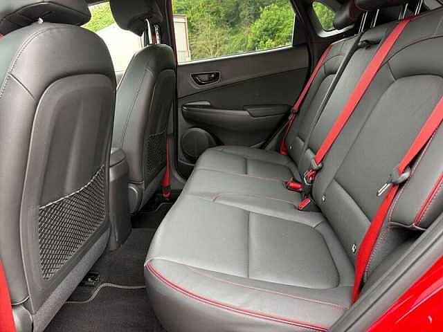 Hyundai KONA 1.0 T-GDi Premium SE SUV 5dr Petrol Manual Euro 6 (s/s) (120 ps) Red