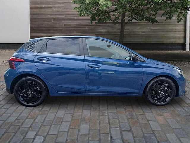 Hyundai I20 1.0 T-GDi Black Line Hatchback 5dr Petrol DCT Euro 6 (s/s) (90 ps) Blue