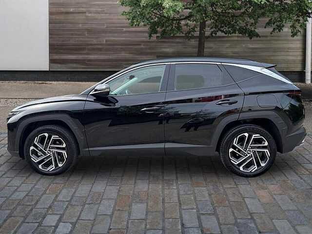 Hyundai TUCSON 1.6 T-GDi Ultimate SUV 5dr Petrol Hybrid Auto Euro 6 (s/s) (215 ps) Black