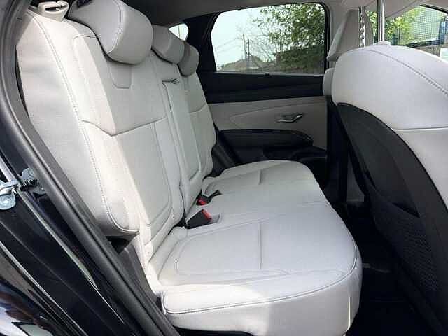 Hyundai TUCSON 1.6 T-GDi Ultimate SUV 5dr Petrol Hybrid Auto Euro 6 (s/s) (215 ps) Black