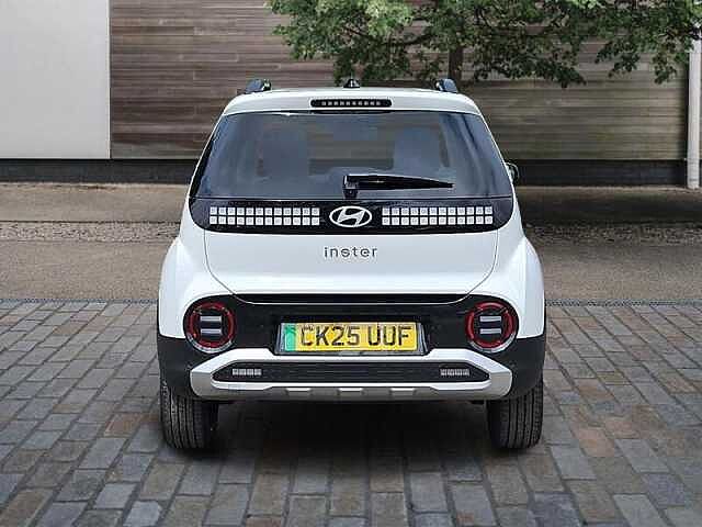 Hyundai INSTER Long Range 49kWh 02 SUV 5dr Electric Auto (115 ps)