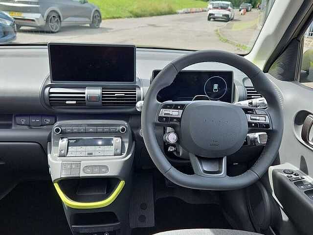 Hyundai INSTER Long Range 49kWh Cross SUV 5dr Electric Auto (115 ps)