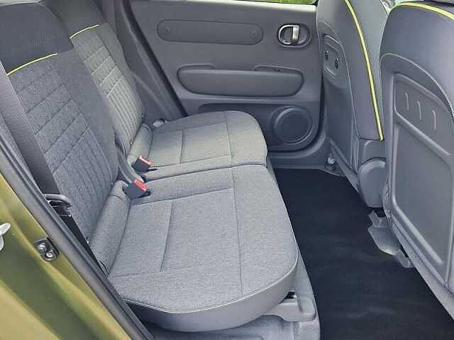 Hyundai INSTER Long Range 49kWh Cross SUV 5dr Electric Auto (115 ps)