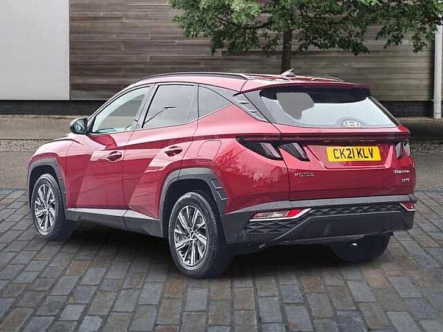 Hyundai TUCSON SE Connect 1.6 T-GDi Hybrid (230 ps) Red