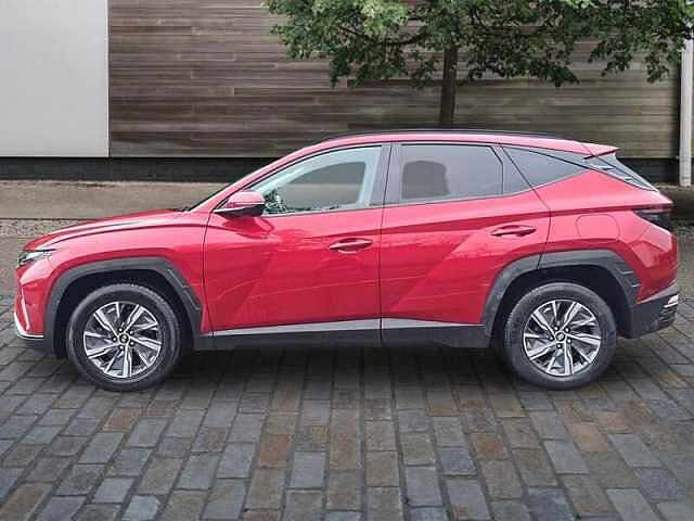 Hyundai TUCSON SE Connect 1.6 T-GDi Hybrid (230 ps) Red