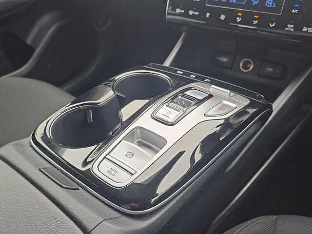 Hyundai TUCSON SE Connect 1.6 T-GDi Hybrid (230 ps) Red
