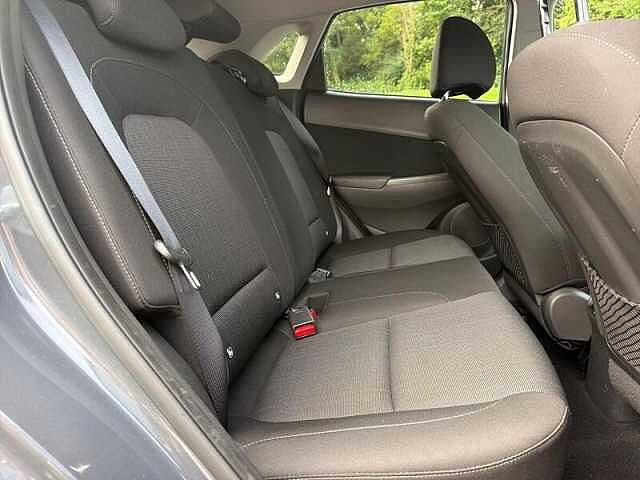 Hyundai KONA 1.6 h-GDi Premium SUV 5dr Petrol Hybrid DCT Euro 6 (s/s) (141 ps) Grey