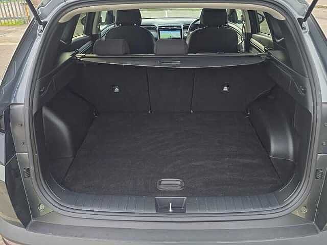 Hyundai TUCSON 1.6 h T-GDi Premium SUV 5dr Petrol Hybrid Auto Euro 6 (s/s) (230 ps) Grey