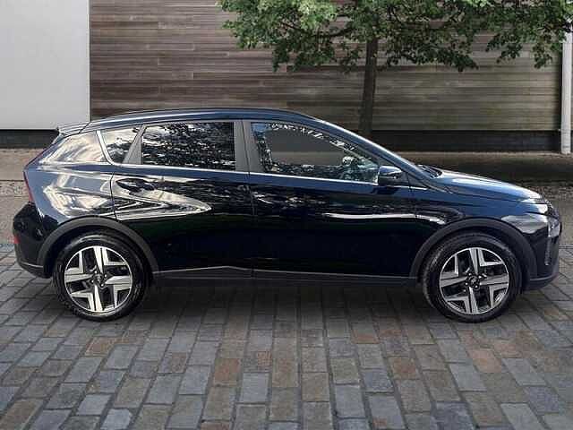 Hyundai BAYON 1.0 T-GDi MHEV Premium SUV 5dr Petrol Hybrid DCT Euro 6 (s/s) (100 ps) Black
