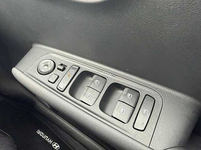 Hyundai INSTER Long Range 49kWh 02 Auto 5dr