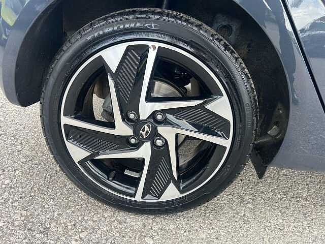 Hyundai i10 1.2 MPi Premium 5dr