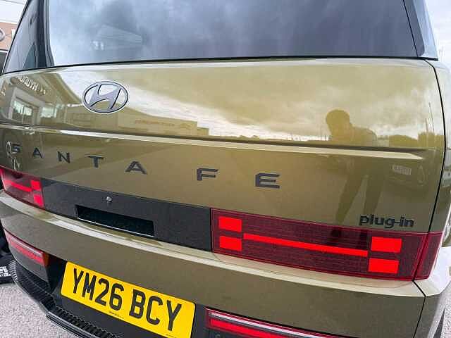 Hyundai SANTA FE Plug-in Hybrid 1.6 T-GDi 13.8kWh Calligraphy Auto 4WD Euro 6 (s/s) 5dr
