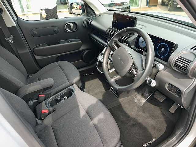 Hyundai INSTER Long Range 49kWh 02 Auto 5dr