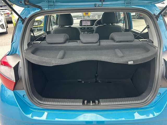 Hyundai i10 1.0 SE Connect Hatchback 5dr Petrol Manual Euro 6 (s/s) (67 ps)
