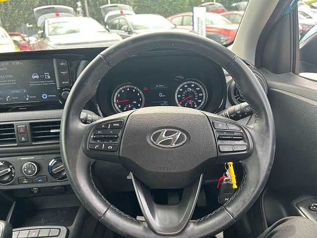 Hyundai i10 1.0 SE Connect Hatchback 5dr Petrol Manual Euro 6 (s/s) (67 ps)