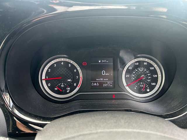 Hyundai i10 1.0 SE Connect Hatchback 5dr Petrol Manual Euro 6 (s/s) (67 ps)