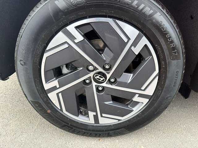 Hyundai TUCSON Plug-in Hybrid 1.6 T-GDi 13.8kWh Advance Auto Euro 6 (s/s) 5dr