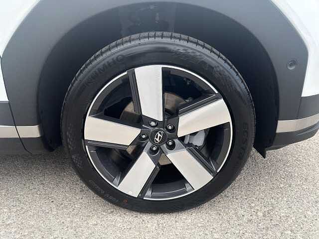 Hyundai SANTA FE 1.6T Ultimate Auto Euro 6 (s/s) 5dr (7Seat) White