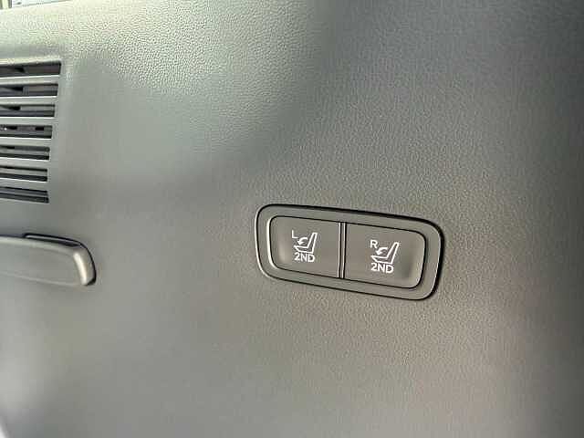 Hyundai SANTA FE 1.6T Ultimate Auto Euro 6 (s/s) 5dr (7Seat) White