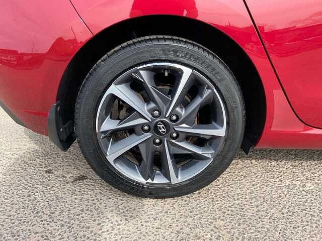 Hyundai I30 1.0 T-GDi MHEV Premium Hatchback 5dr Petrol Hybrid Manual Euro 6 (s/s) (120 ps) Ultimate Red