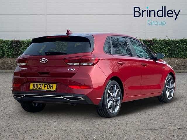 Hyundai I30 1.0 T-GDi MHEV Premium Hatchback 5dr Petrol Hybrid Manual Euro 6 (s/s) (120 ps) Ultimate Red