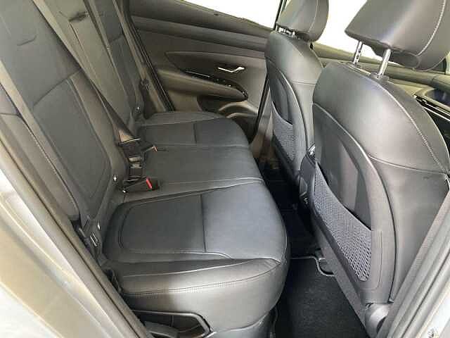 Hyundai TUCSON 1.6 T-GDi Ultimate SUV 5dr Petrol Hybrid Auto Euro 6 (s/s) (215 ps) Shimering Silver
