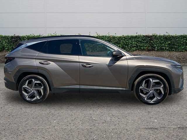 Hyundai TUCSON 1.6 h T-GDi Ultimate SUV 5dr Petrol Hybrid Auto Euro 6 (s/s) (230 ps) Silky Bronze