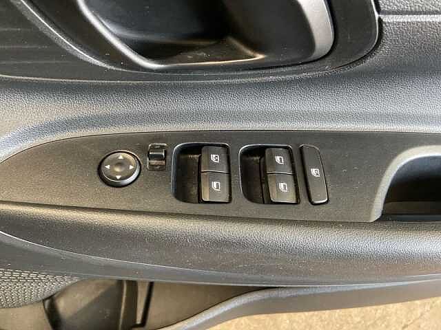 Hyundai i20 1.0 T-GDi MHEV SE Connect Hatchback 5dr Petrol Hybrid DCT Euro 6 (s/s) (100 ps)