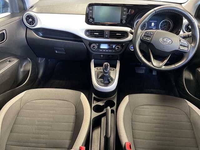 Hyundai i10 1.2 Premium Hatchback 5dr Petrol Auto Euro 6 (s/s) (84 ps)