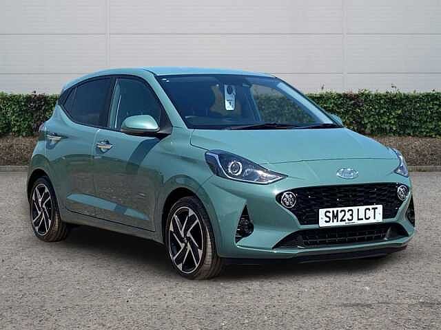 Hyundai i10 1.2 Premium Hatchback 5dr Petrol Auto Euro 6 (s/s) (84 ps)