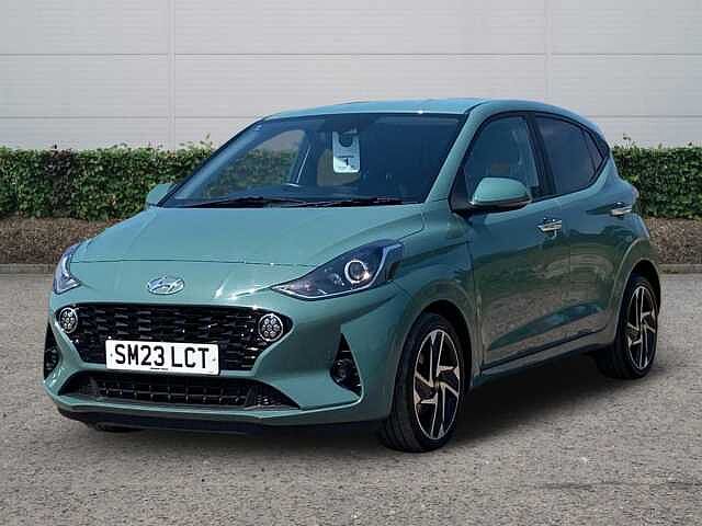 Hyundai i10 1.2 Premium Hatchback 5dr Petrol Auto Euro 6 (s/s) (84 ps)